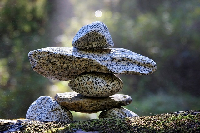rocks-175585_640