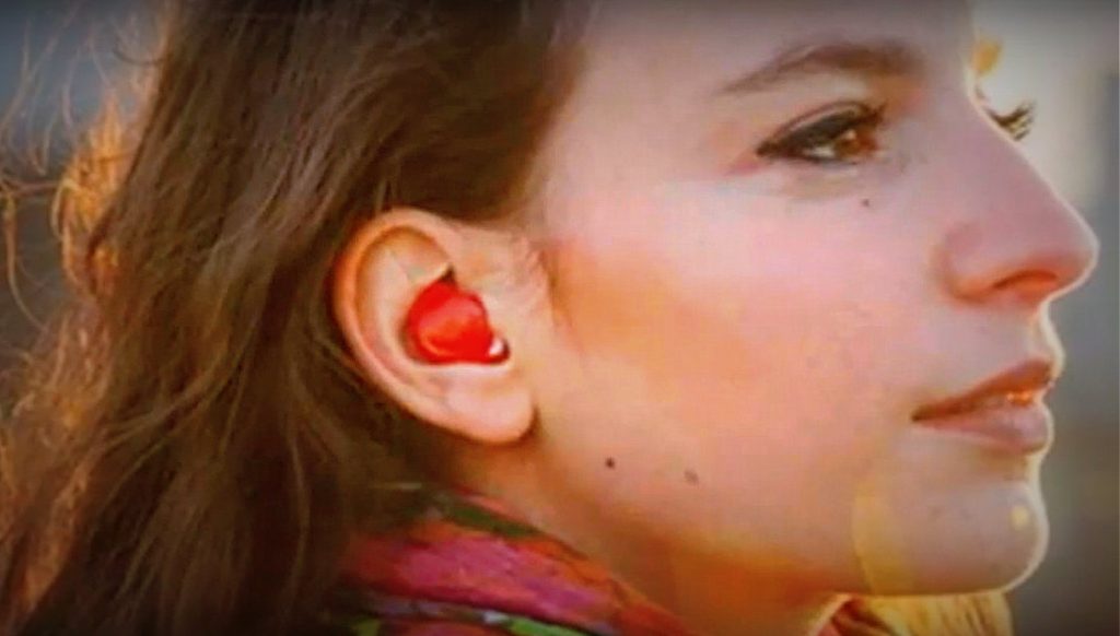 in-ear language translator