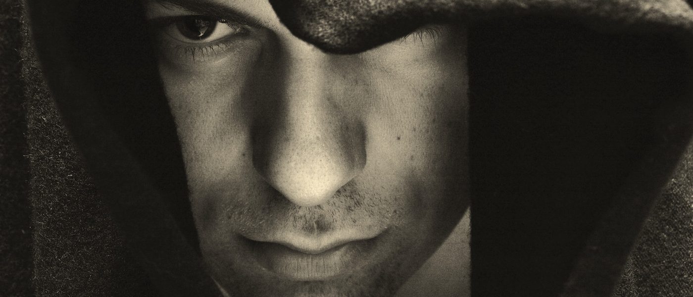 Het masker waarachter zij leven; de illusie van de ‘echte mannen