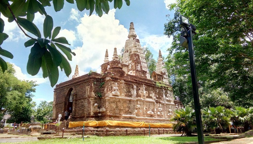 stupas